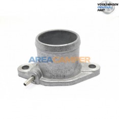 Connection piece on intake...
