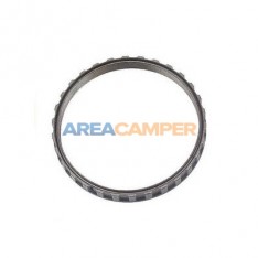 Tensioning nut for gearbox