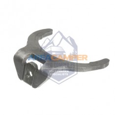 Shift fork 1st and "R" on 5 spd 2WD gearboxes, "R" on 4 spd 2WD, "R" and "G" on 4WD Syncro