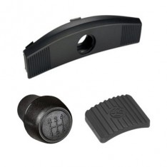 STEERING WHEEL, KNOBS, PEDALS